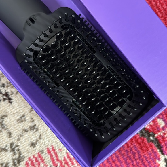 Amika Double Agent 2-in-1 Straightening Blow Dryer Brush - Picture 2 of 4